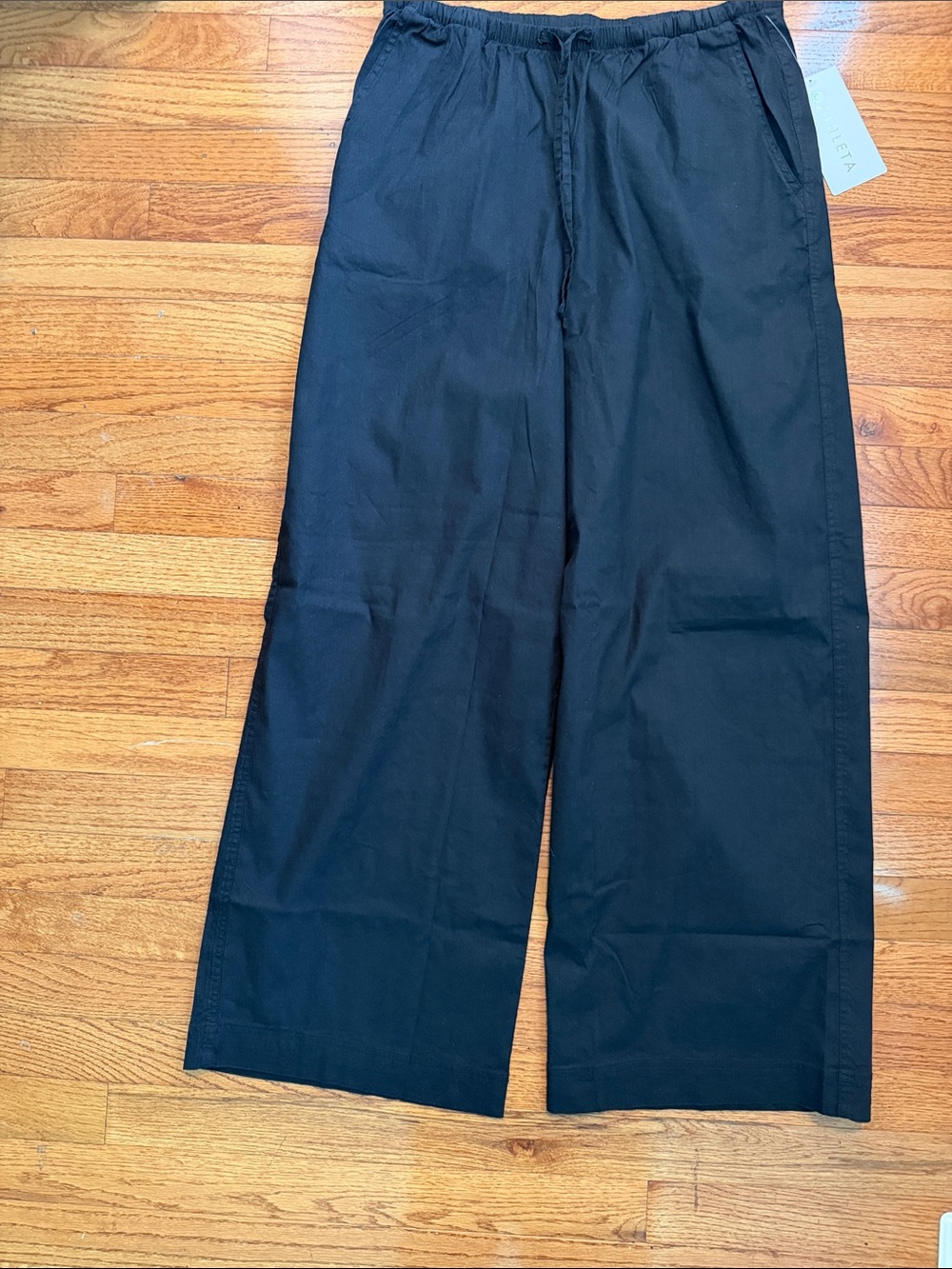 Wide-Leg Black Pants with Drawstring Waist